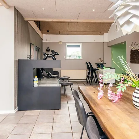 Lush In Henne Ferienhaus *